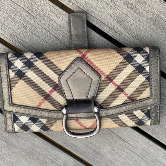 BURBERRY Nova Check Wallet🔥Vintage/🇮🇹made, PVC/Leather🔥RARE🔥Hardware🔥7”x4” - Picture 10 of 15